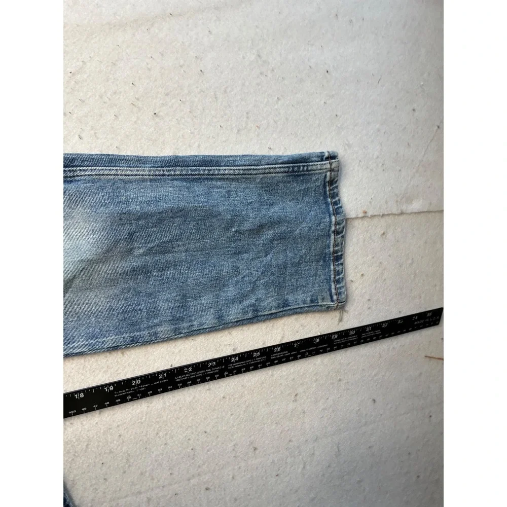 Wrangler Retro Slim Straight Mens Jeans 29x30 Medium Wash Blue 112344448